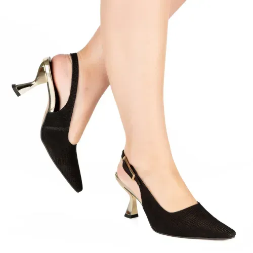 Scarpin Tanara Slingback em Couro Preto