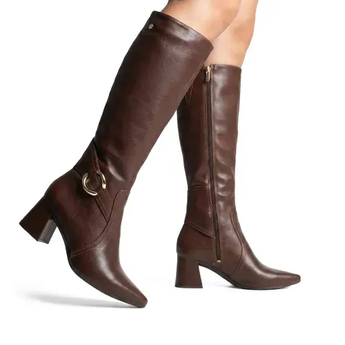 Bota Tanara em Couro de Cano Longo Marrom