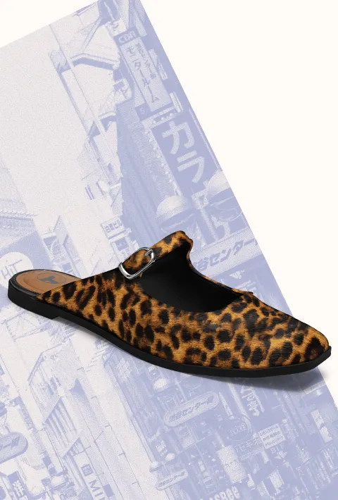 Mule Tanara em Couro Animal Print